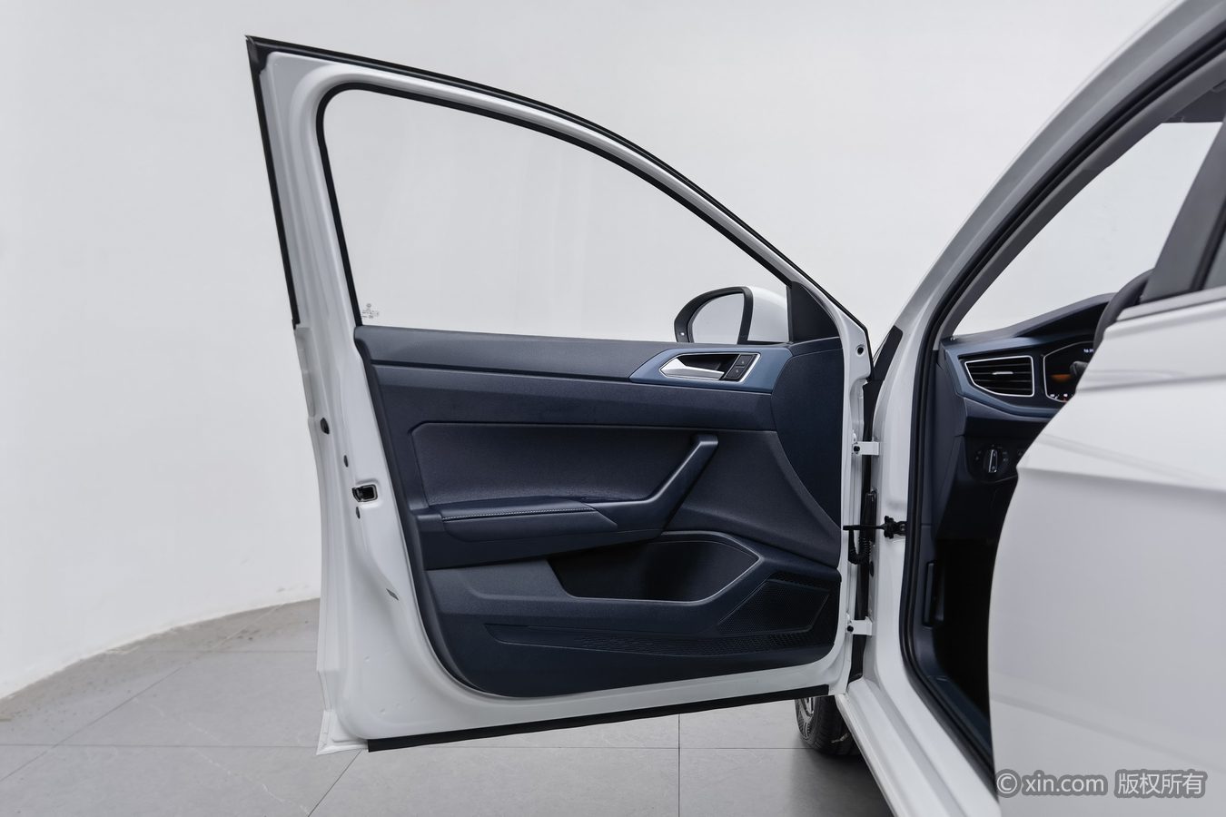 Volkswagen Lavida 2025 car image #8