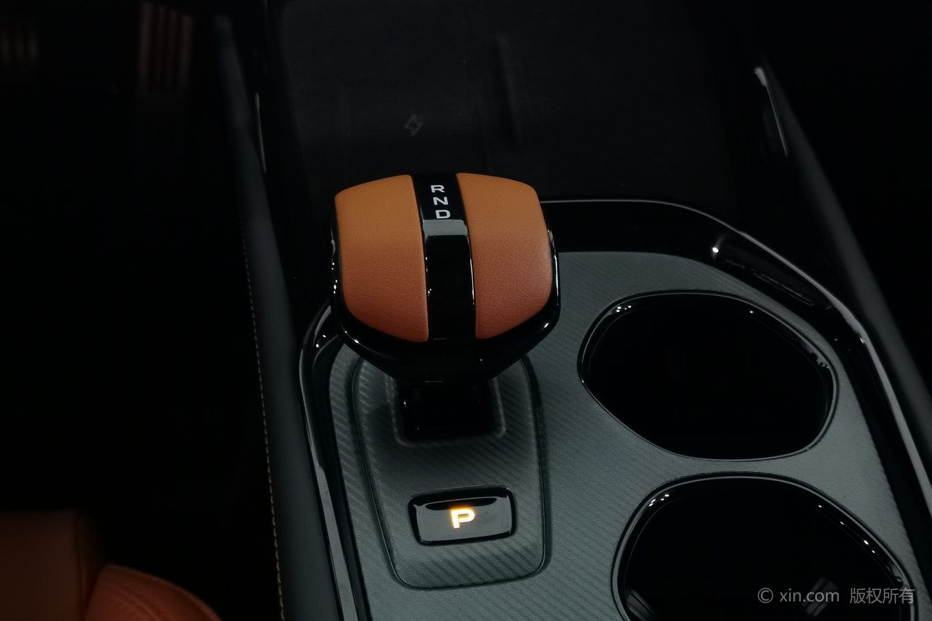Changan UNI-V 2025 car image #14