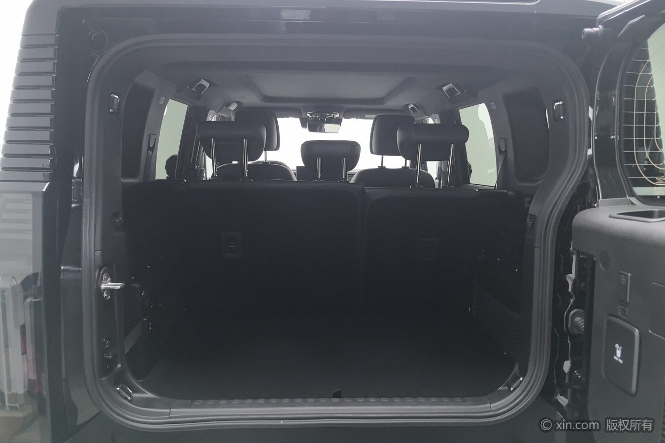 Jetour Traveller 2024 car image #17