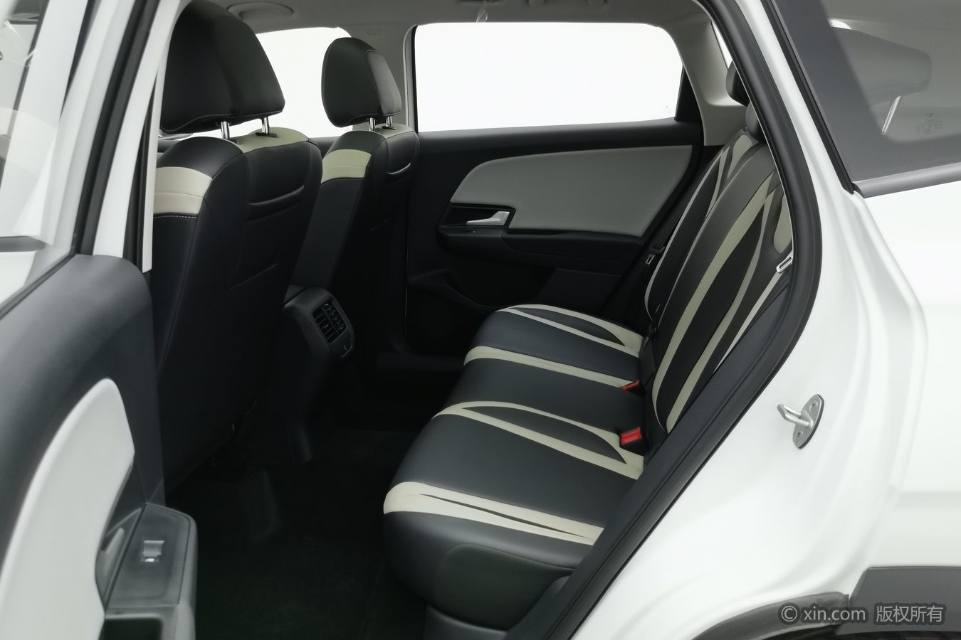 Jetta VS8 2026 car image #16