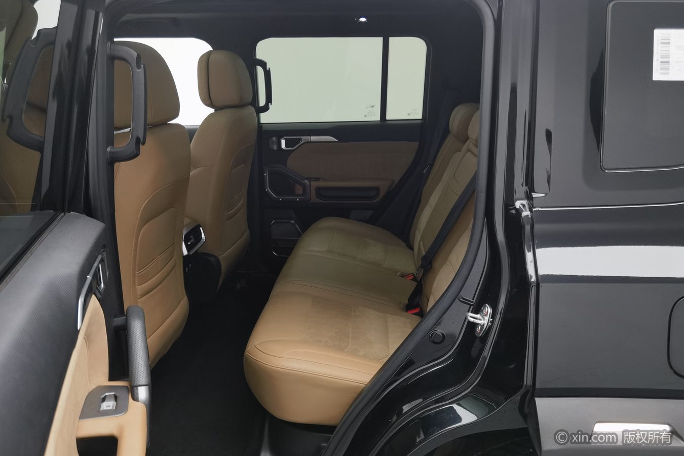 Jetour Traveller 2023 car image #16