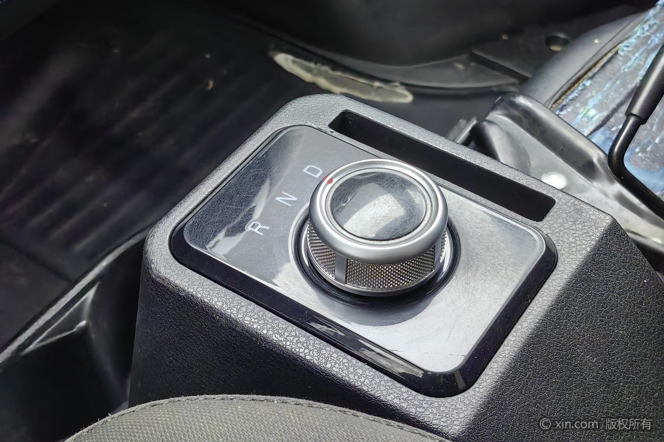 2025 car image #14