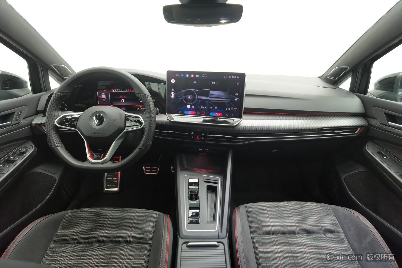 Volkswagen GolfGTI 2025 car image #12