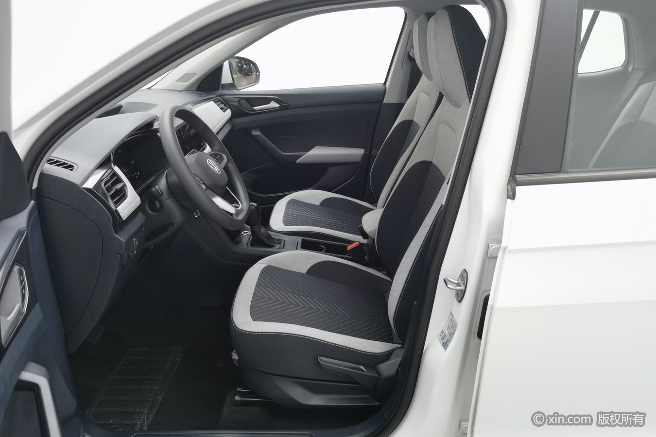 Volkswagen Tharu 2026 imagen de coche #10