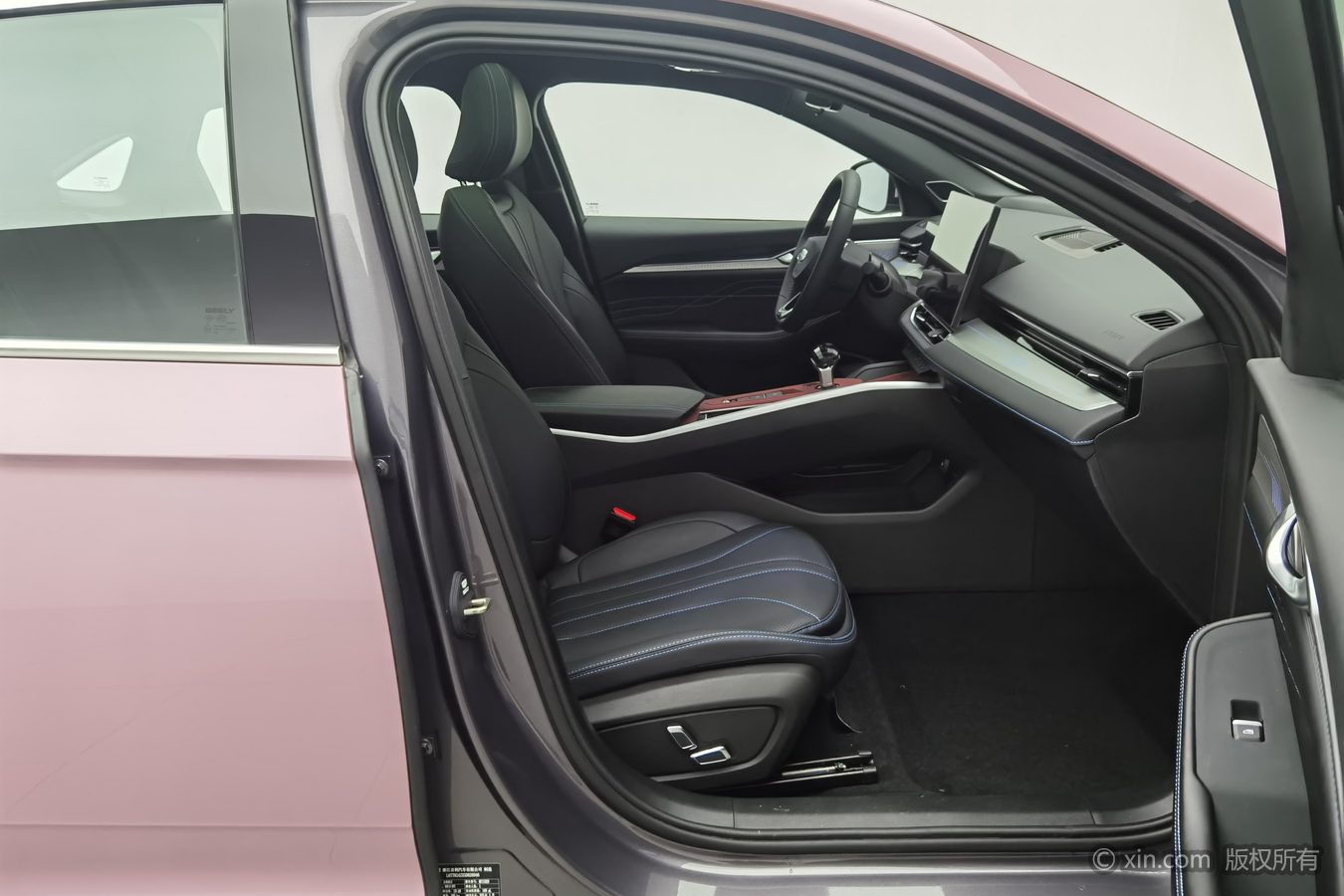 GEELY Preface 2025 immagine di auto #24