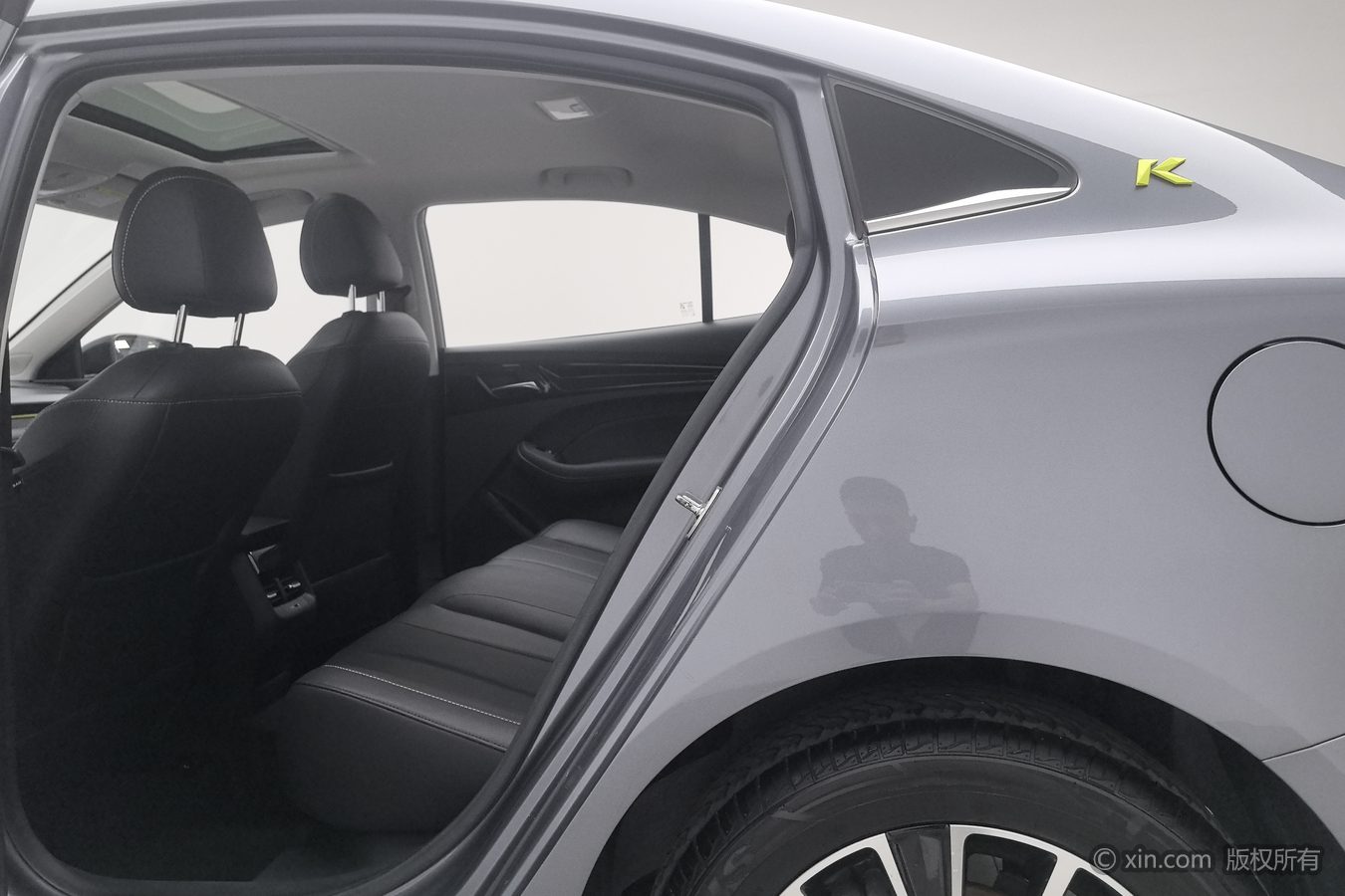 Roewe i5 2023 #16 Roewe i5 2023 car image #16