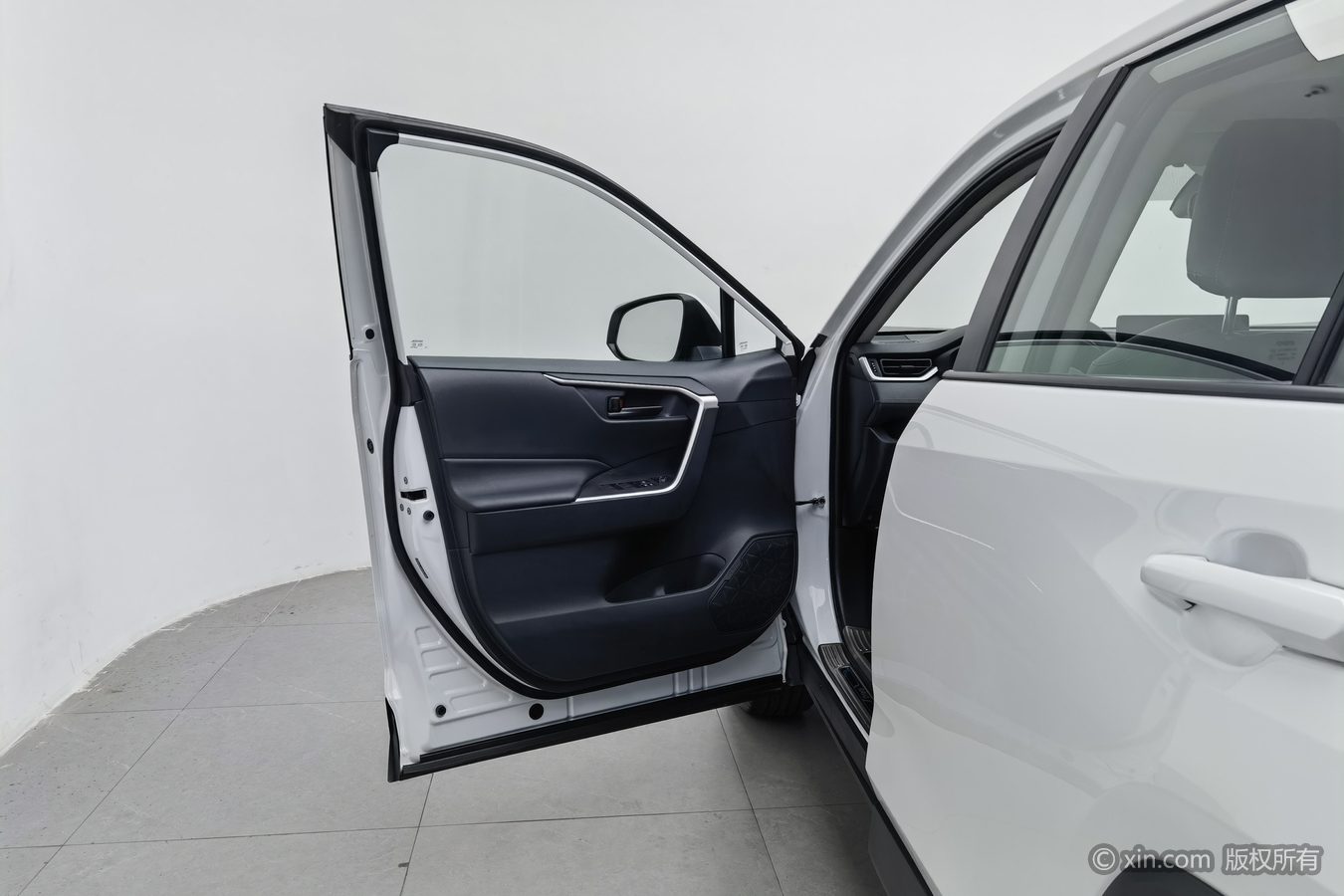 Toyota RAV4 2024 #8 Toyota RAV4 2024 صورة سيارة #8