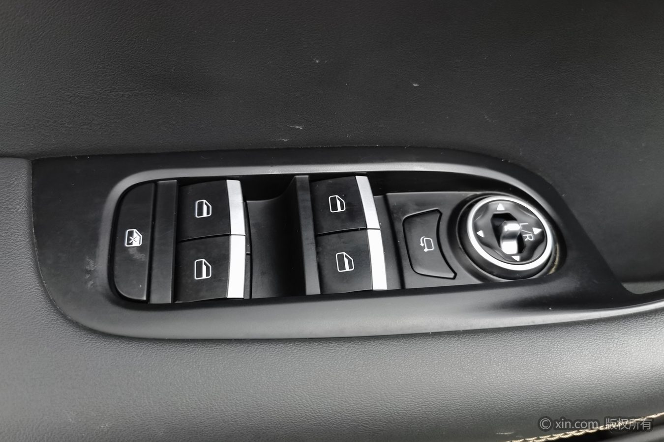Chery Tiggo 8 2025 immagine di auto #9