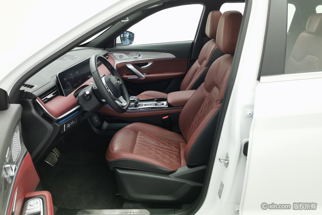 Jetour X70 PLUS 2024 #10 Jetour X70 PLUS 2024 car image #10