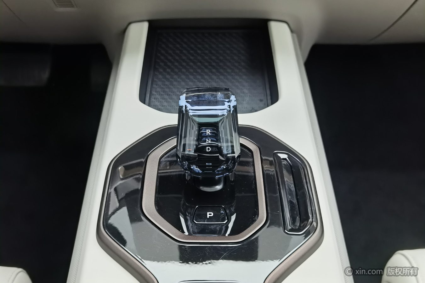 GEELY ICON 2025 #14 GEELY ICON 2025 car image #14