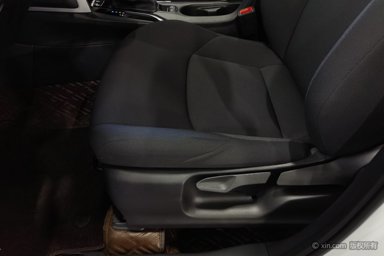 Toyota Frontlander 2024 #21 Toyota Frontlander 2024 imagen de coche #21