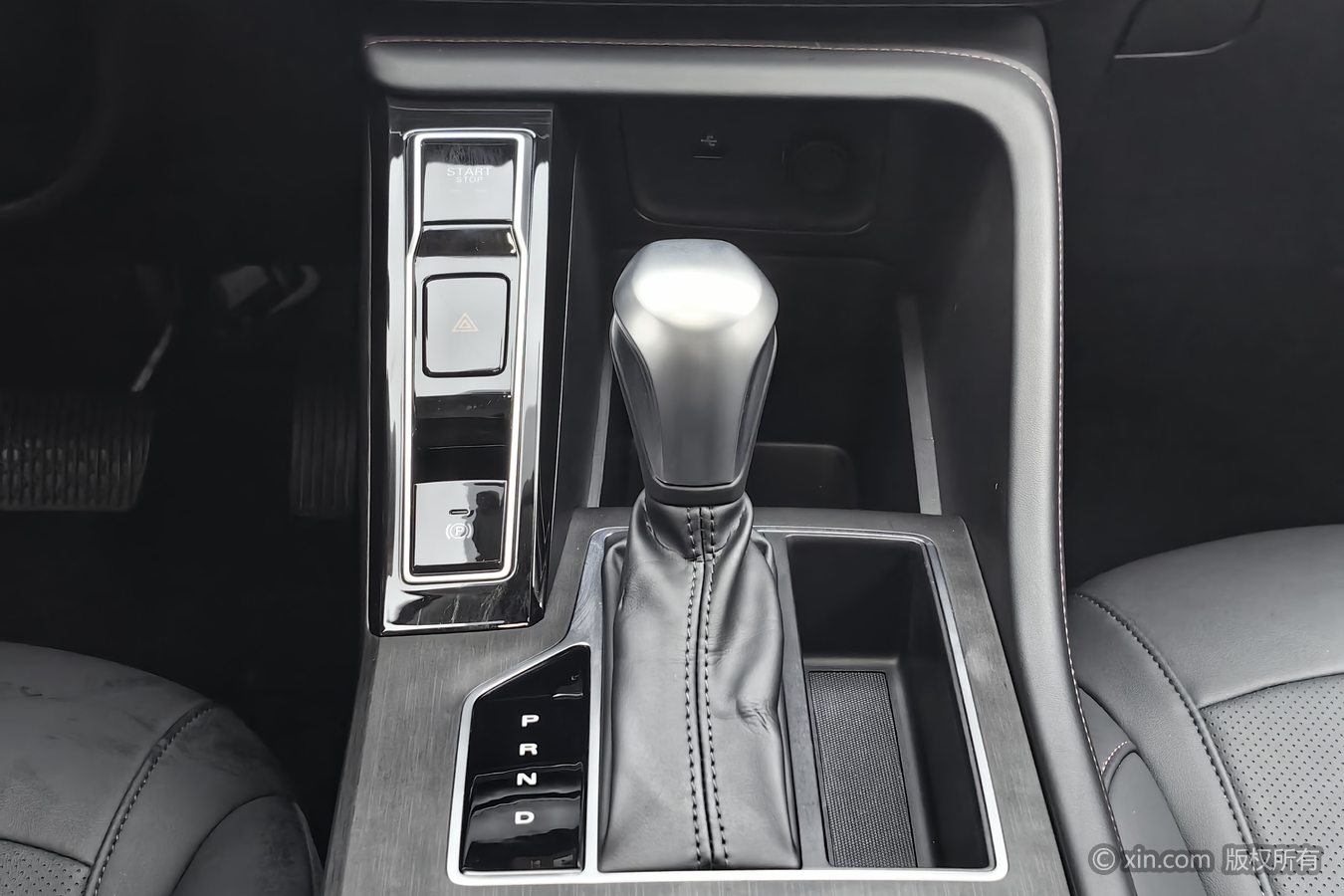 Roewe i5 2025 #14 Roewe i5 2025 car image #14