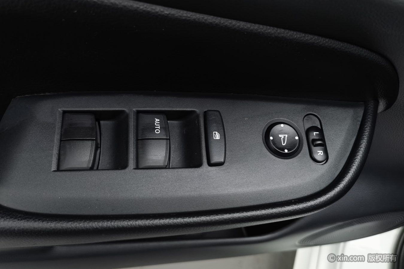 Honda Fit 2024 car image #9