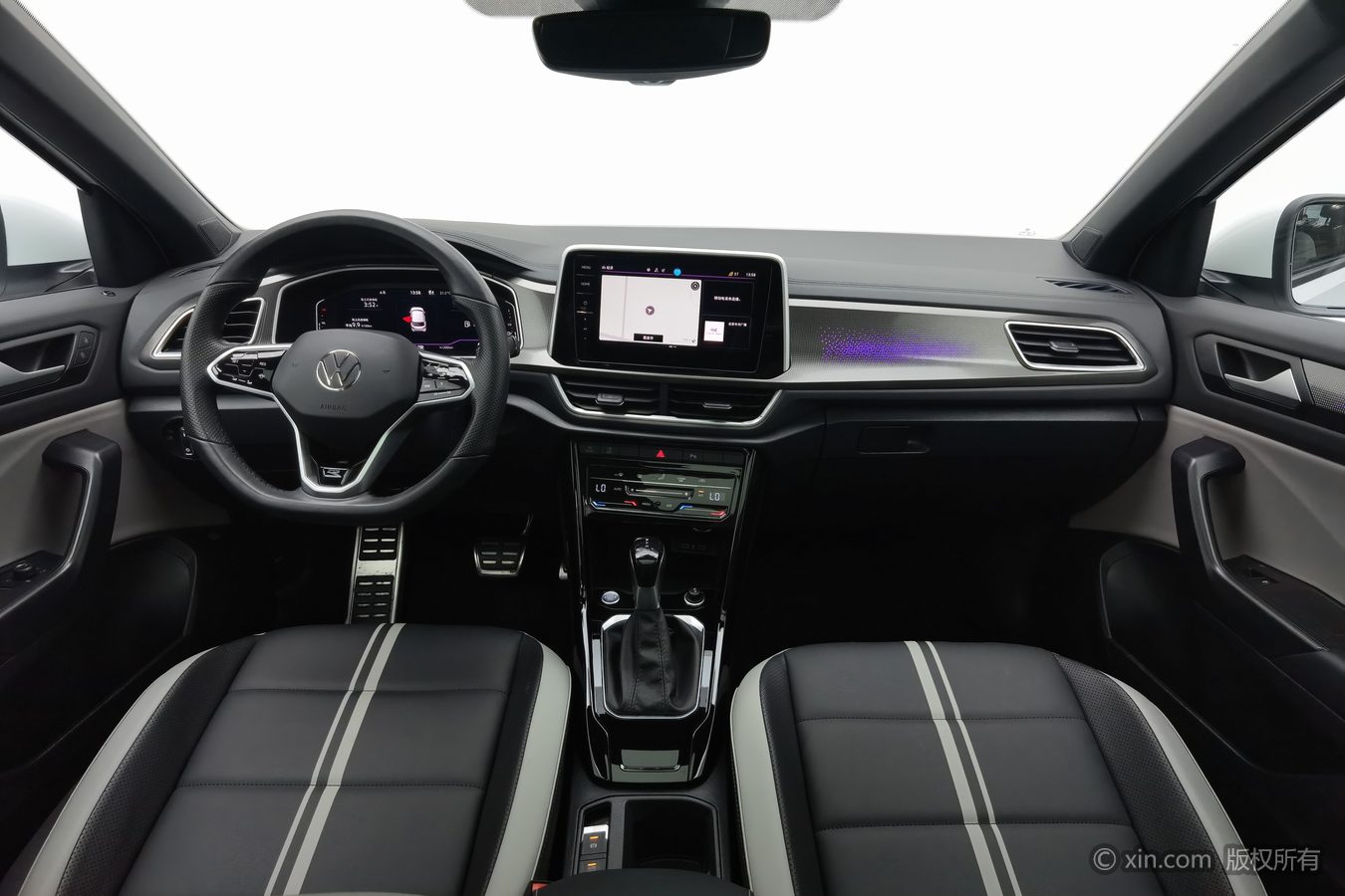 Volkswagen T-Roc 2024 #12 Volkswagen T-Roc 2024 car image #12