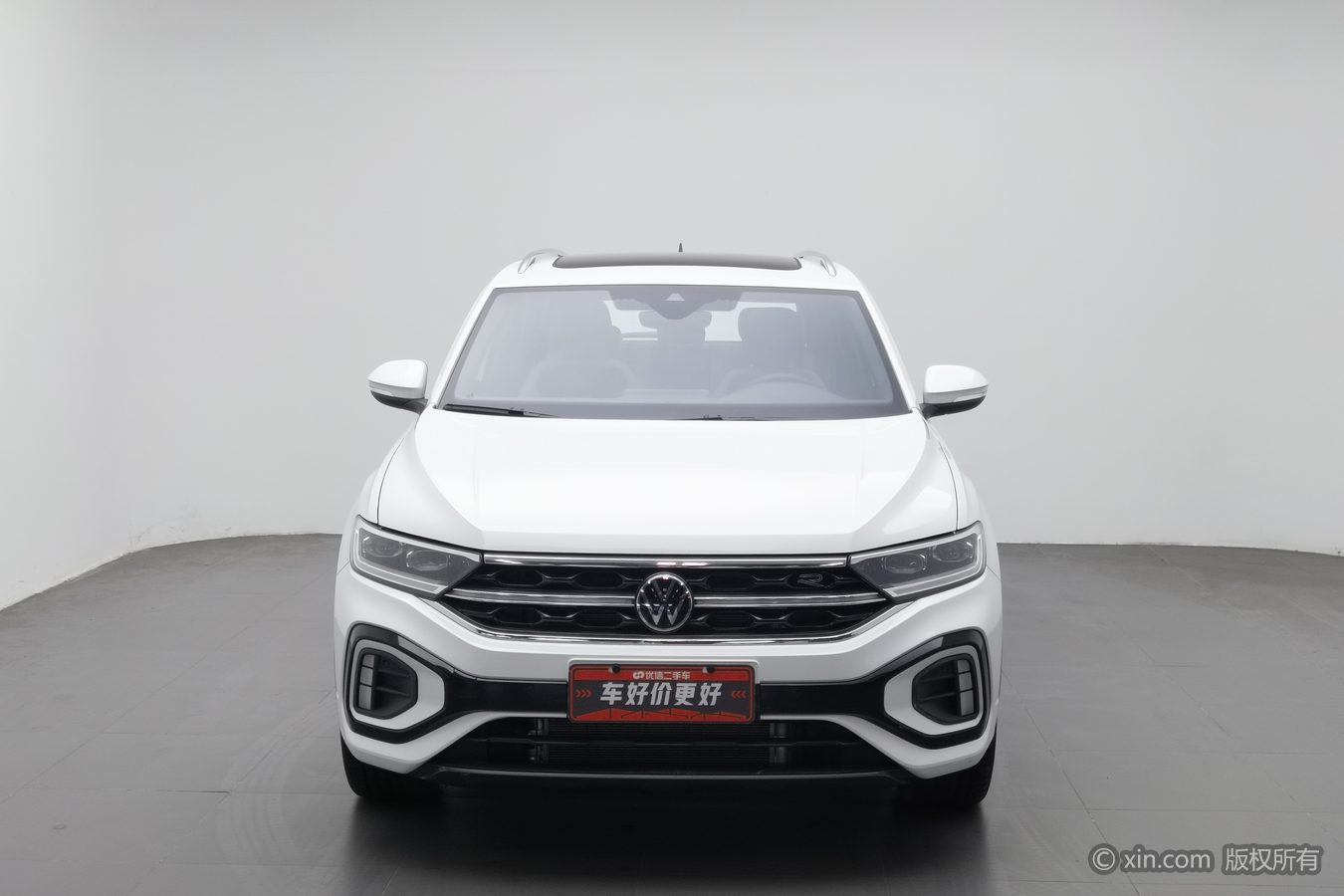 Volkswagen T-Roc 2024 car image #4