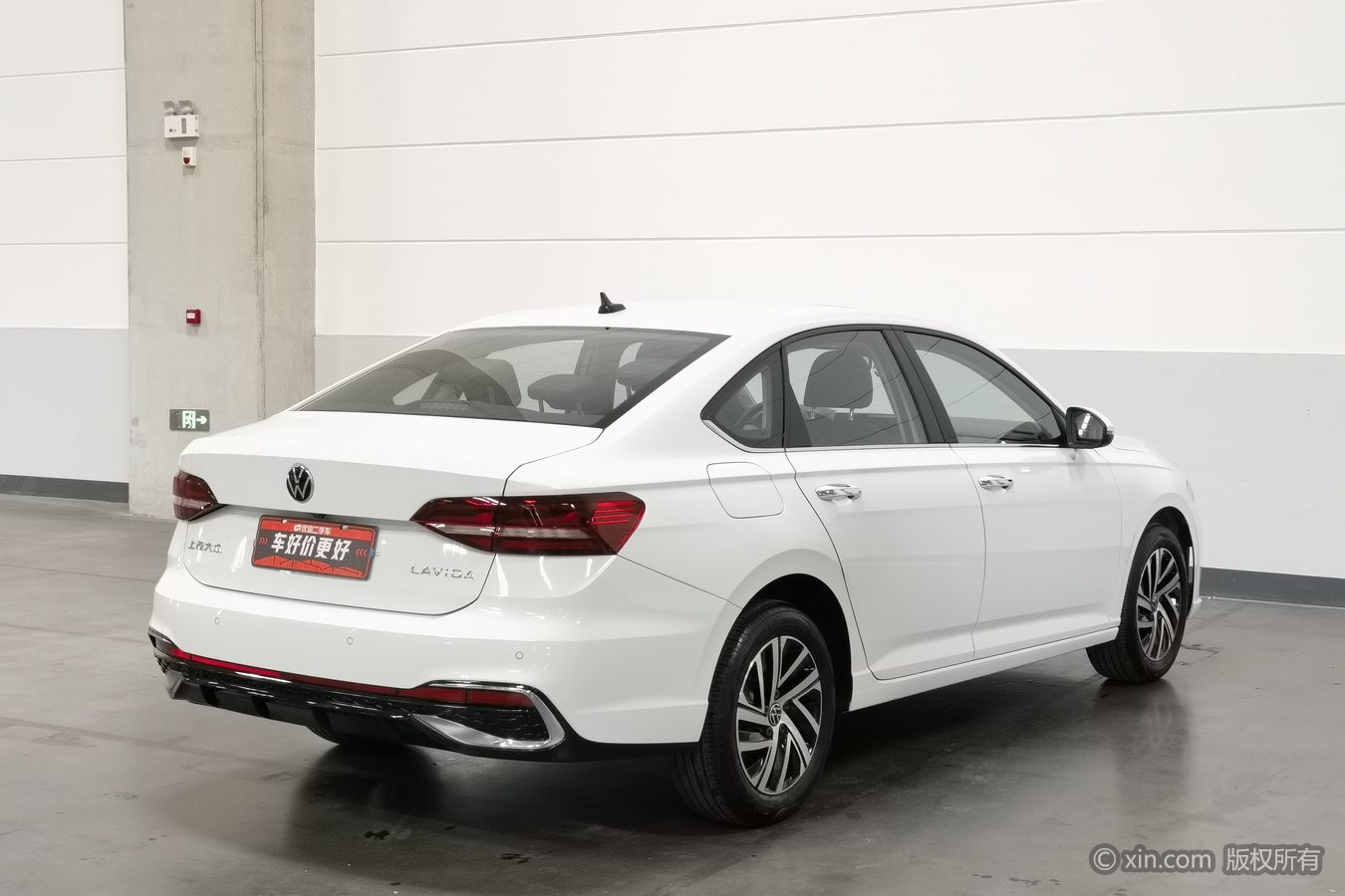 Volkswagen Lavida 2026 car image #3