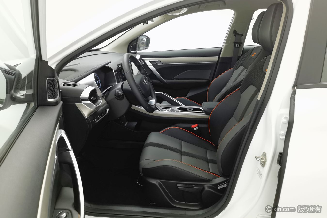 GEELY Coolray 2024 #10 GEELY Coolray 2024 car image #10