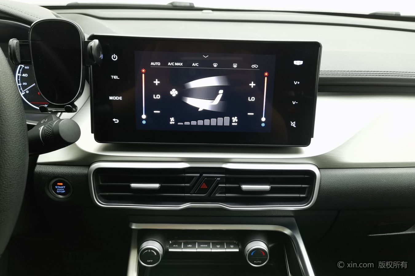 GEELY Coolray 2024 #13 GEELY Coolray 2024 car image #13
