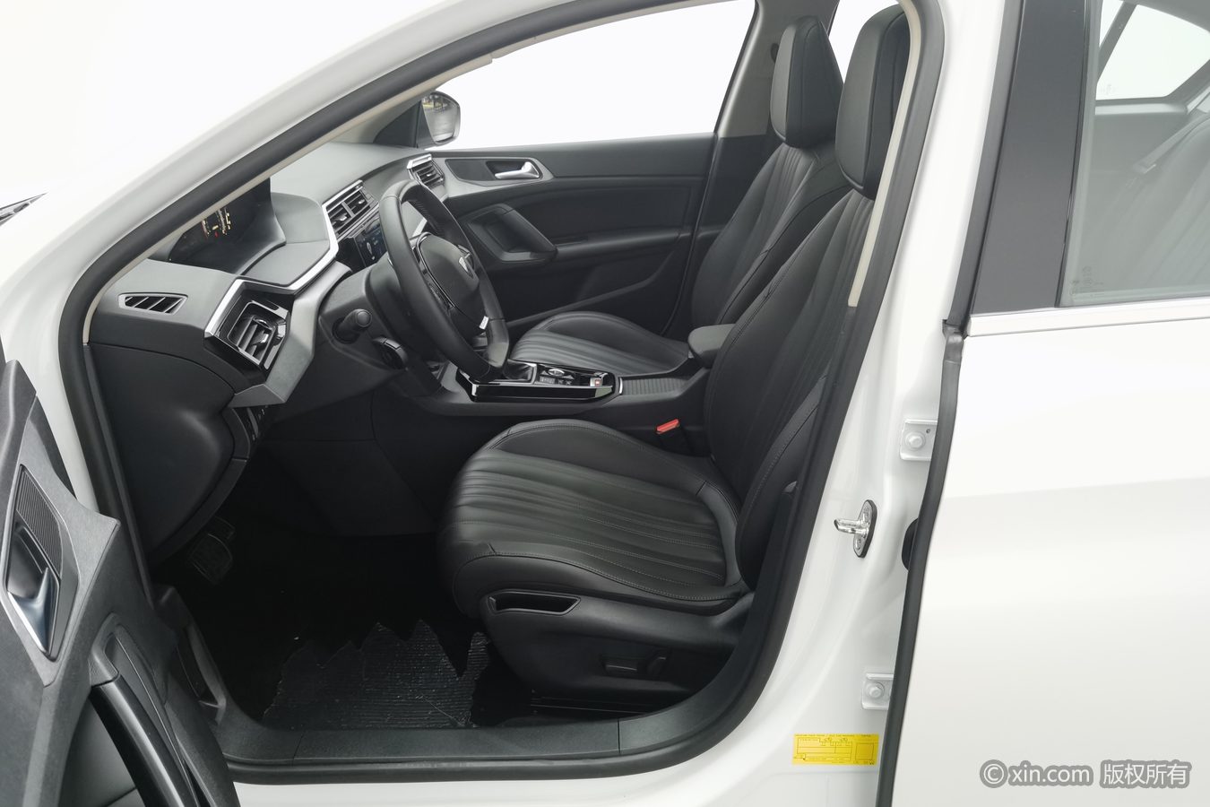 Peugeot 408 2024 immagine di auto #10