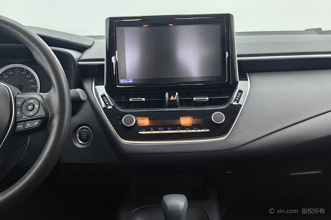 Toyota Corolla 2024 image de voiture #13