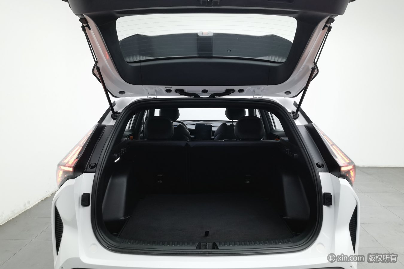 GEELY Boyue 2023 imagen de coche #17