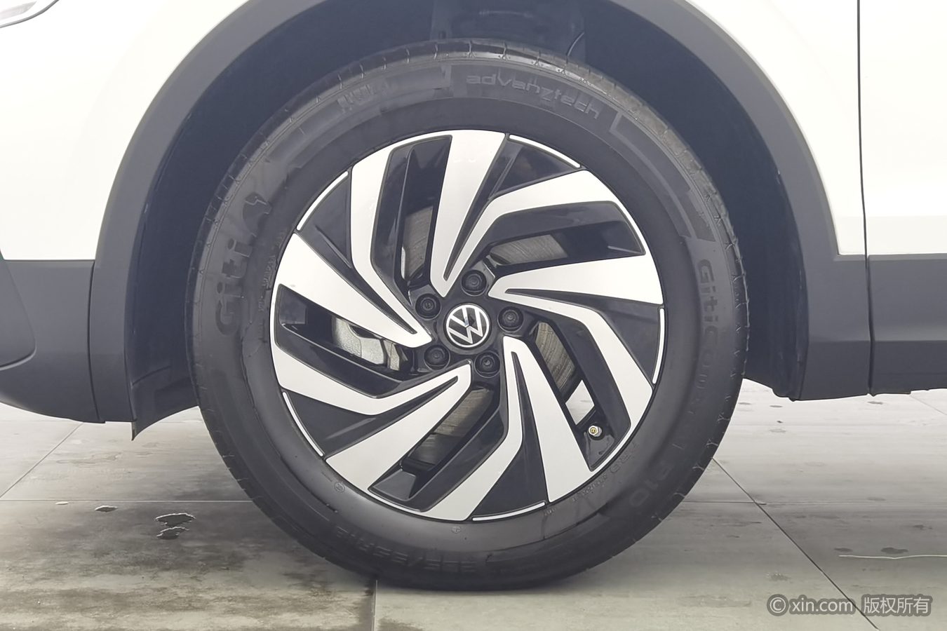 Volkswagen Tiguan L 2025 #7 Volkswagen Tiguan L 2025 car image #7