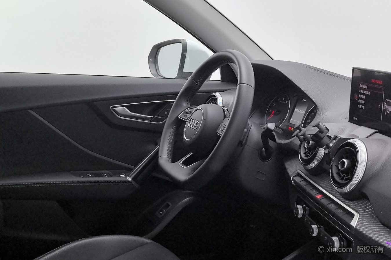 Audi Q2L 2023 #23 Audi Q2L 2023 car image #23