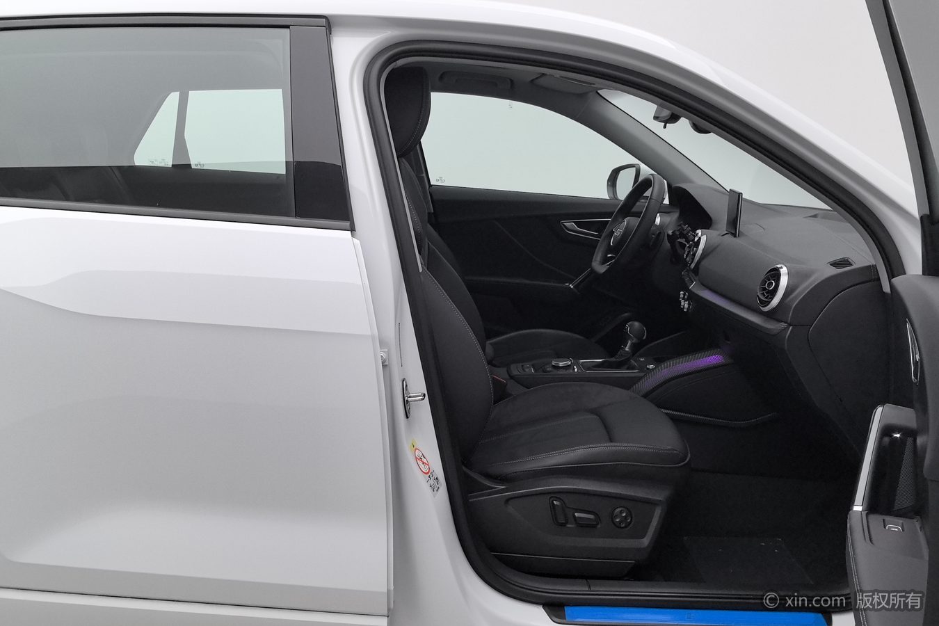 Audi Q2L 2023 #24 Audi Q2L 2023 car image #24