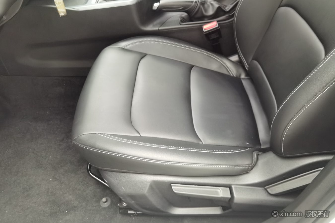GEELY Emgrand 2025 car image #21