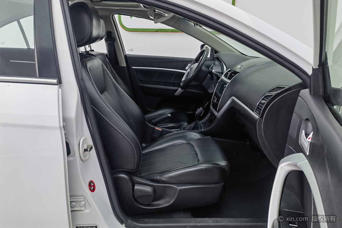 GEELY Emgrand 2016 car image #24