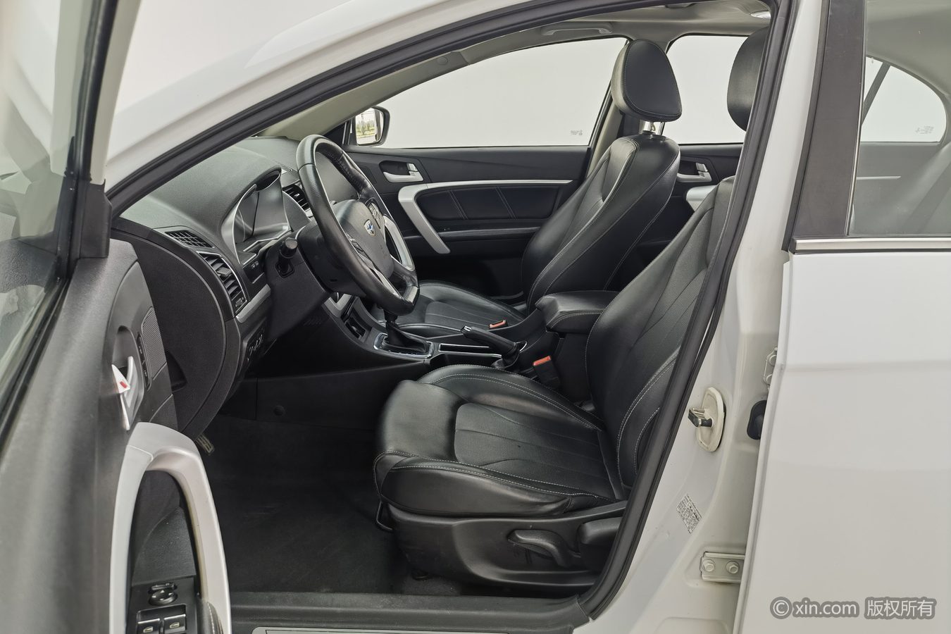 GEELY Emgrand 2016 car image #10