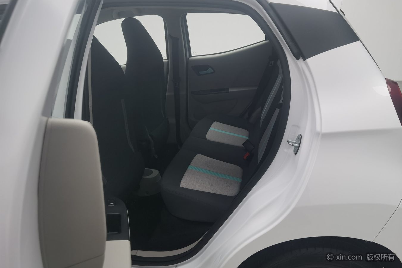 2025 #16 2025 car image #16