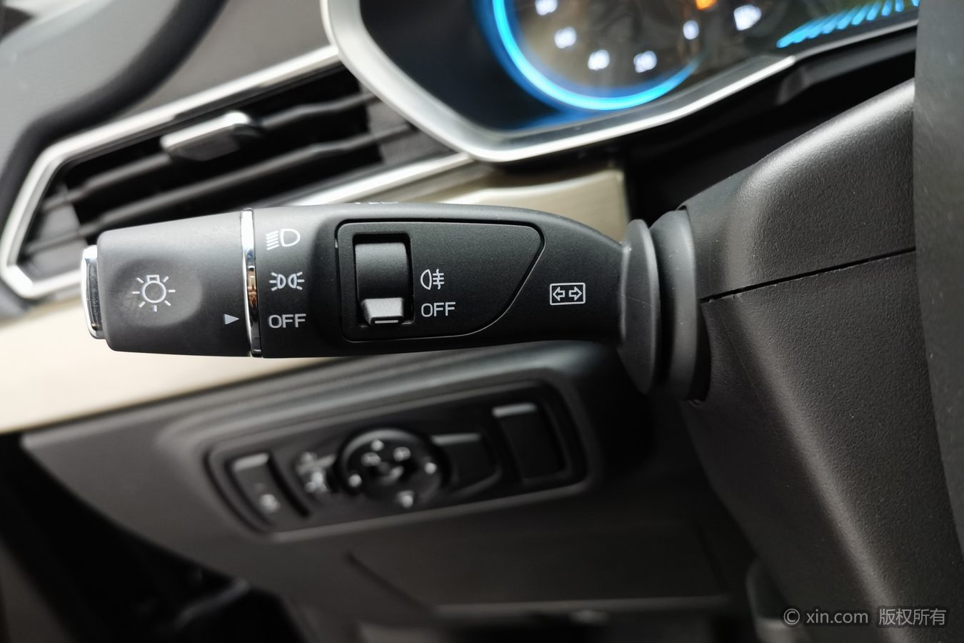 Jetour X70 2025 car image #22