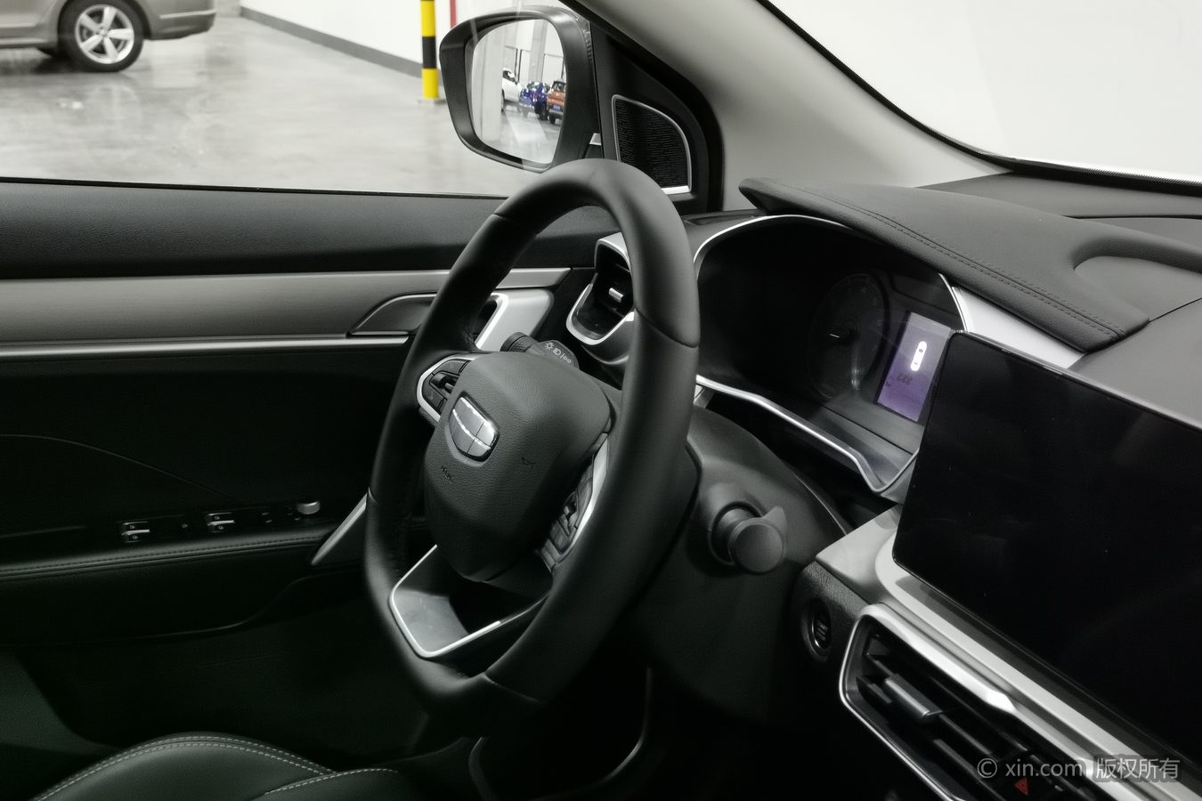 GEELY Coolray 2025 #23 GEELY Coolray 2025 car image #23