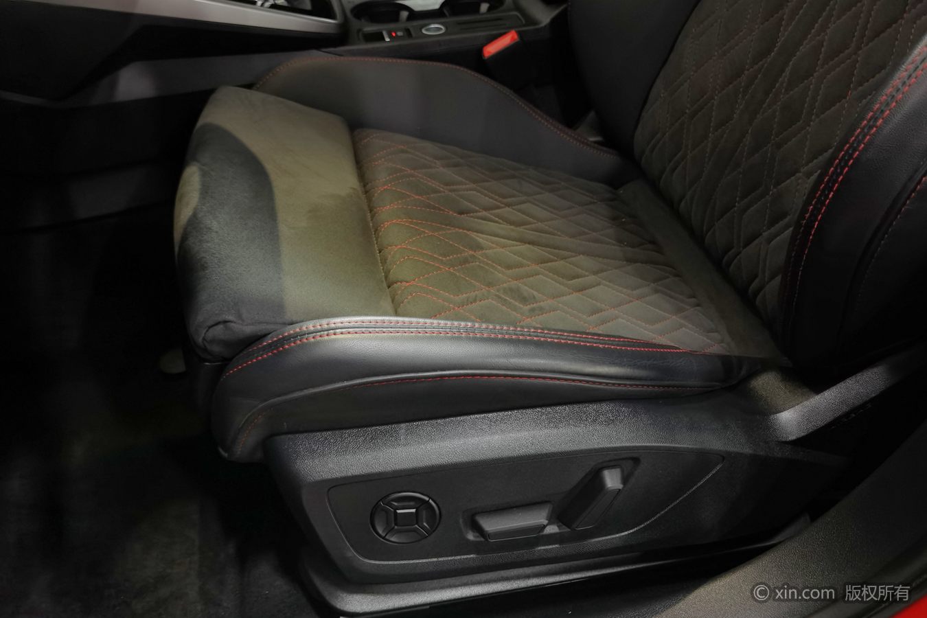 Audi A3 2024 car image #21