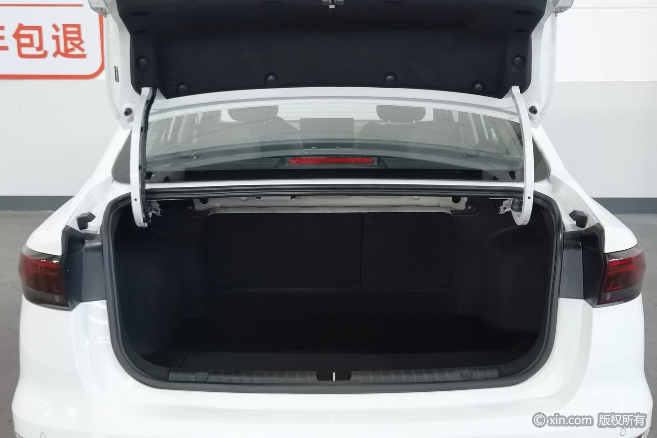 GEELY Emgrand 2025 #17 GEELY Emgrand 2025 car image #17