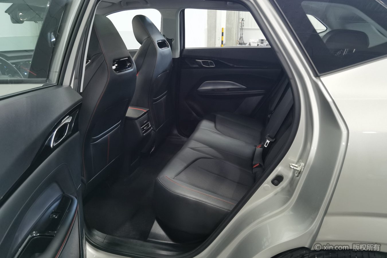 2024 car image #16