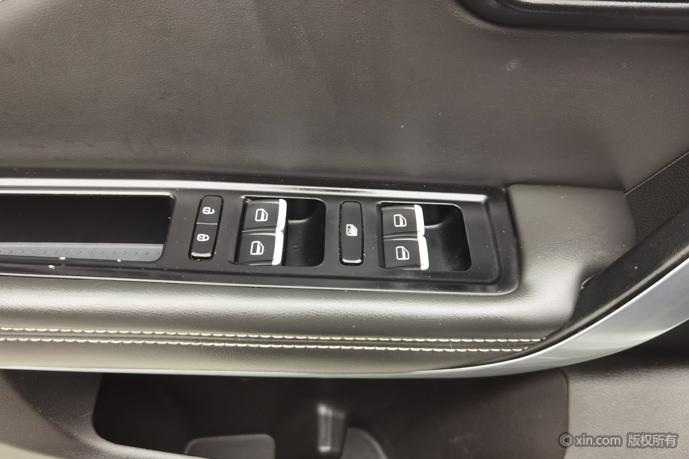 Jetour X70 2019 car image #9