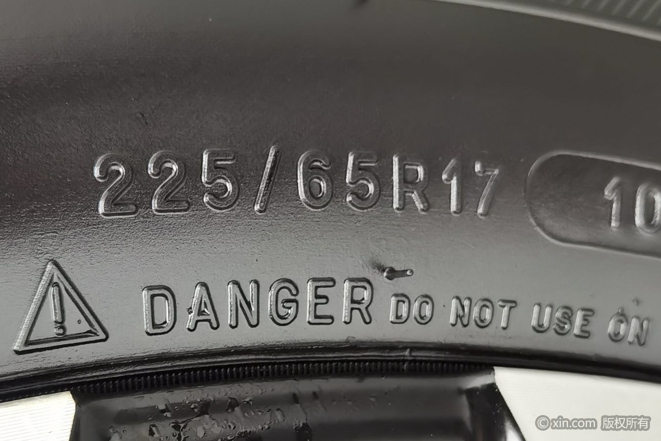 Toyota RAV4 2019 #25 Toyota RAV4 2019 car image #25