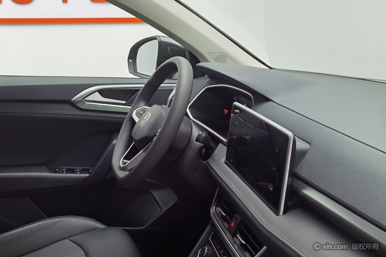 Volkswagen Tharu 2023 car image #23