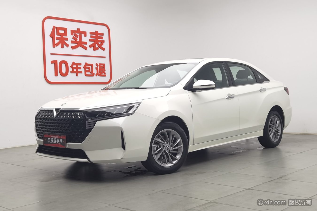 2025 car image #2
