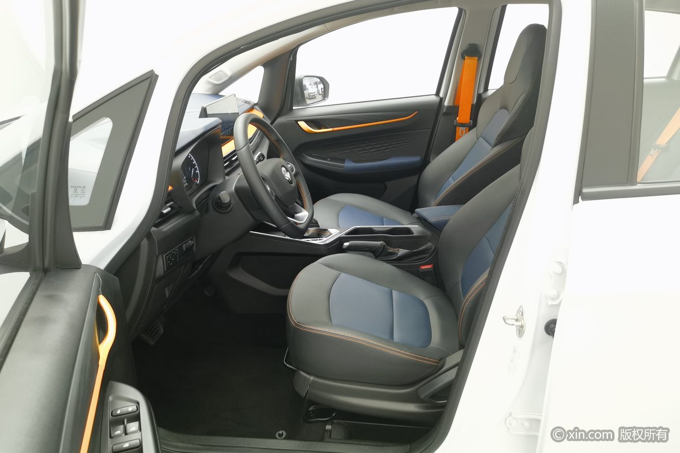 Livan X3 PRO 2023 #10 Livan X3 PRO 2023 car image #10