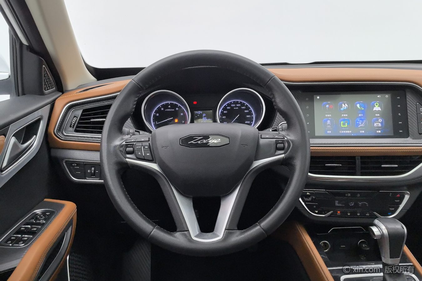 Zotye T300 2018 car image #11