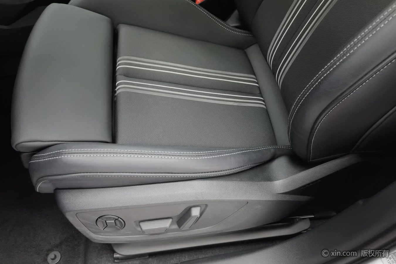 Audi A3 2024 car image #21