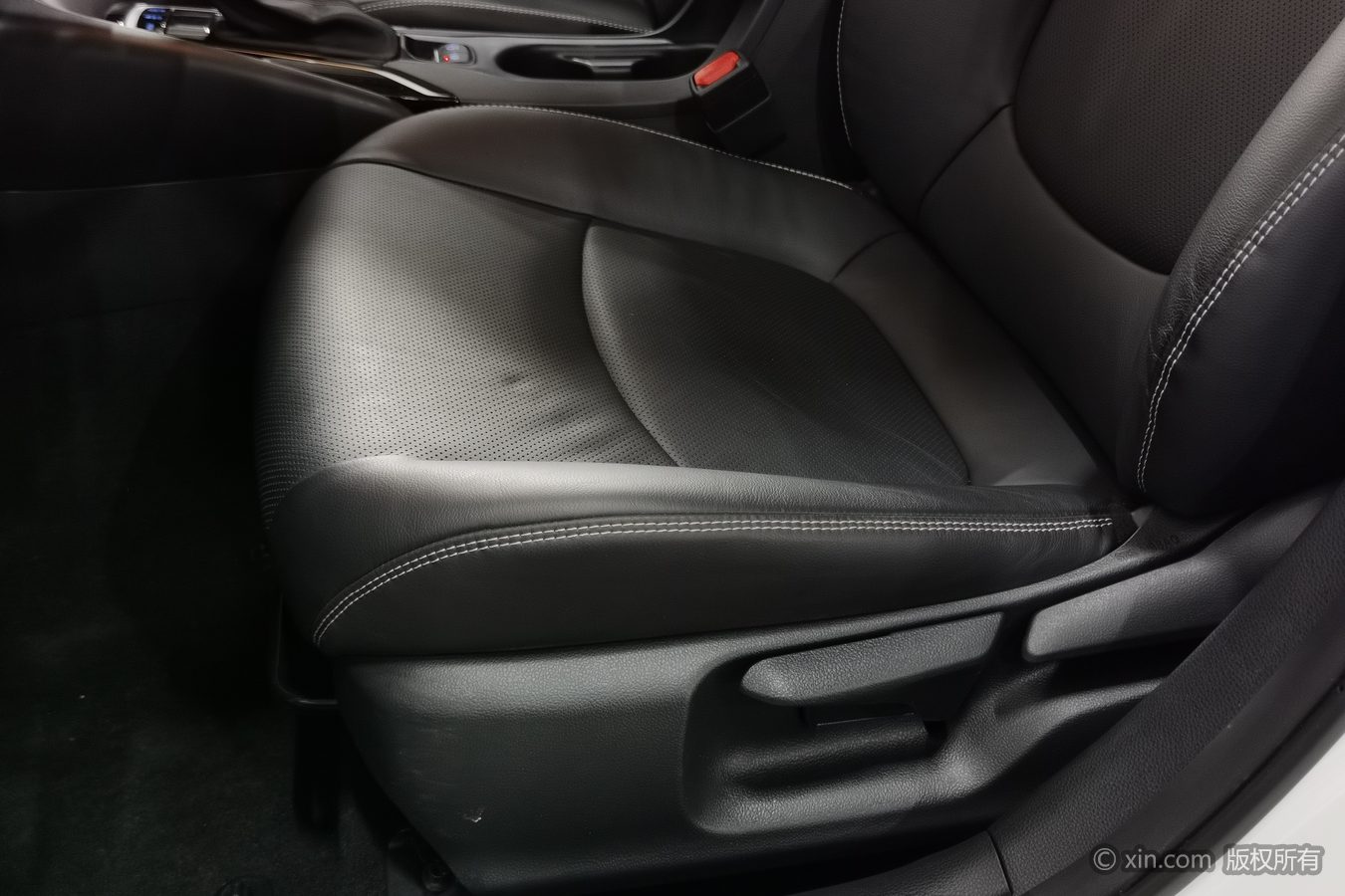 Toyota Corolla 2020 car image #21