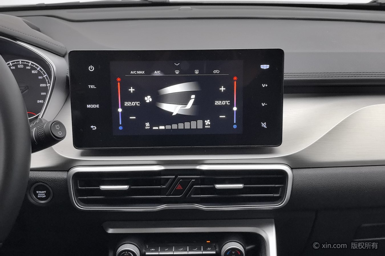GEELY Coolray 2024 car image #13