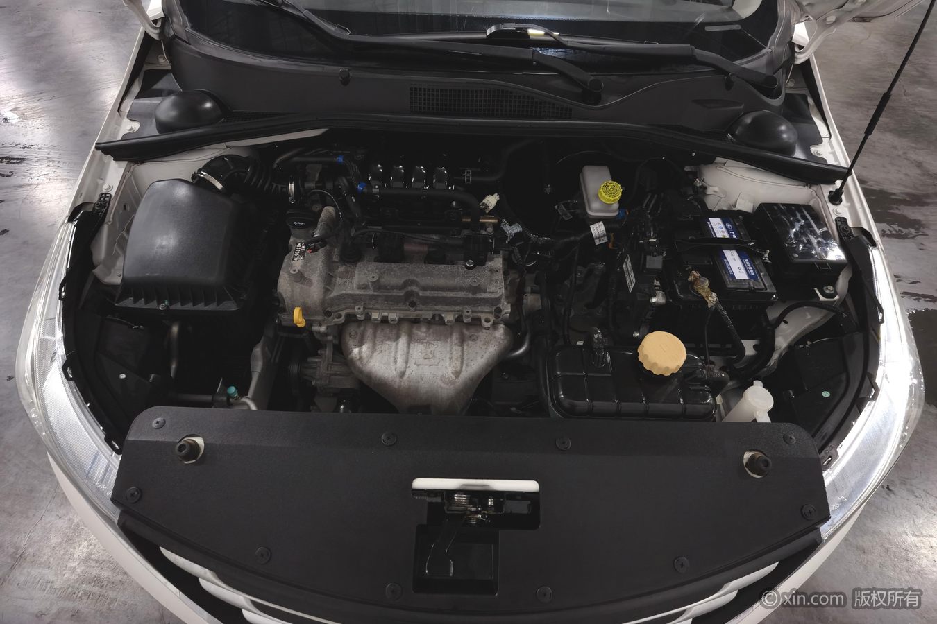 2018 #18 2018 car image #18