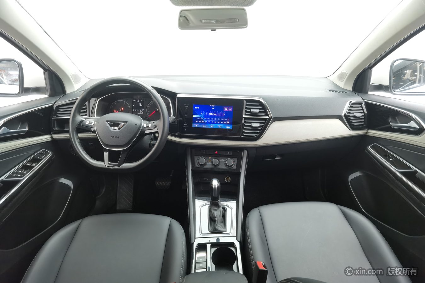 Jetta VS5 2023 car image #12