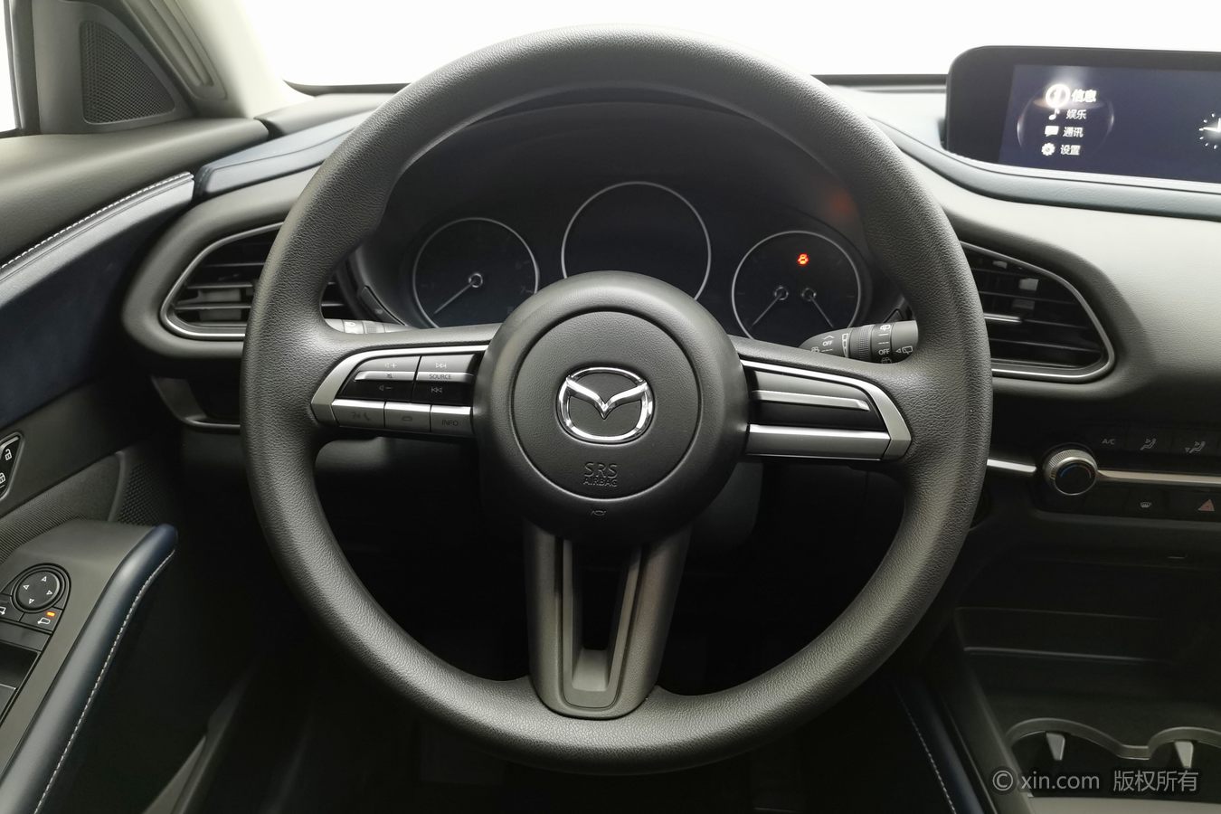 Mazda CX-30 2025 #11 Mazda CX-30 2025 car image #11