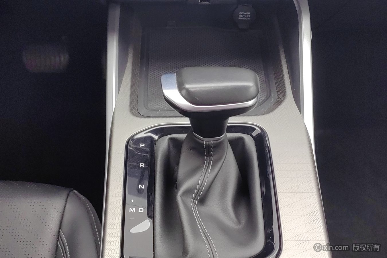 GEELY Emgrand 2023 #14 GEELY Emgrand 2023 car image #14